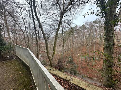 Blick ins Isartal - Etagenwohnung mit 120,00 m² in Grünwald zum Kaufen