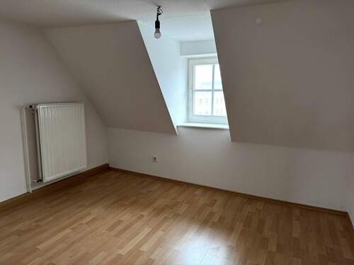 Zimmer - Wohnung DG - 