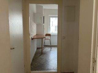 Flur - 2 Zimmer Etagenwohnung zur Miete in Kiel