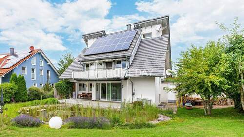 Außenansicht 3 - Architektenhaus mit unverbaubarem Naturblick, Geothermie & Gartenidylle