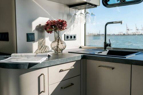 Küche - 2 Zimmer Mehrfamilienhaus, Wohnhaus in Waren (Müritz)