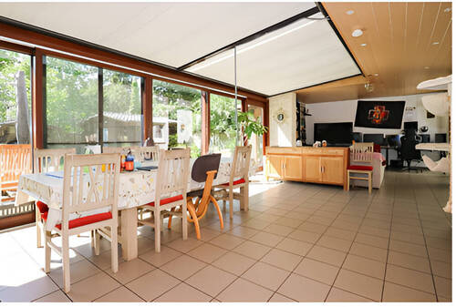 Erdgeschoß rechts Wohnzimmer - 