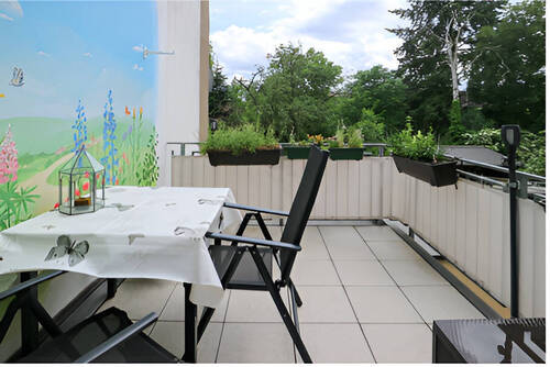 1. Obergeschoß Rechts Balkon - 