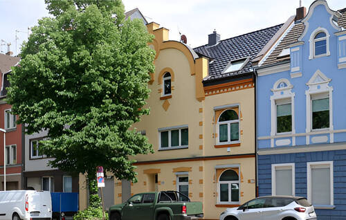 Mehrfamilienhaus - 1 Zimmer Mehrfamilienhaus, Wohnhaus zum Kaufen in Düsseldorf