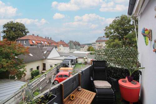 Balkon 1. OG - 8 Zimmer Mehrfamilienhaus, Wohnhaus in Amberg