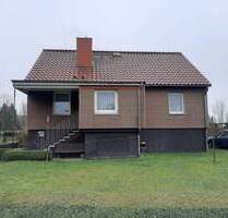 Eigenheim im Amt Neuhaus - 98.000,00&nbsp;EUR Kaufpreis, ca.&nbsp; 130,00&nbsp;m&sup2;&nbsp;Wohnfl&auml;che in Zeetze (PLZ: 19273)