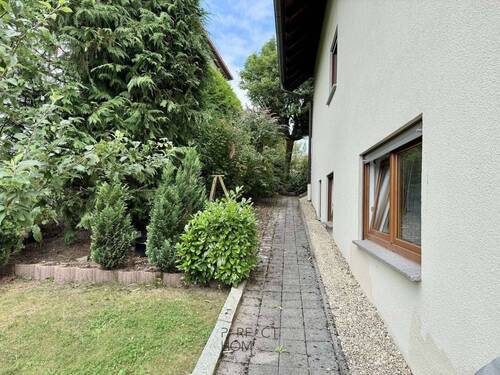 Hausansicht seitlich - 