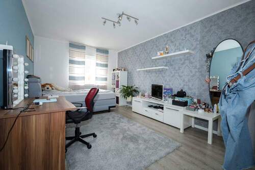 1.OG-Schlafzimmer I - 