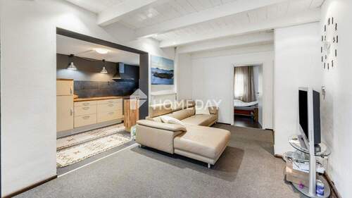 EG Wohnzimmer 2 - Charmantes Einfamilienhaus mit großem Potenzial - Perfekt für die ganze Familie