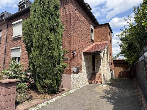 Treten Sie näher - 5 Zimmer Doppelhaushälfte zum Kaufen in Moers