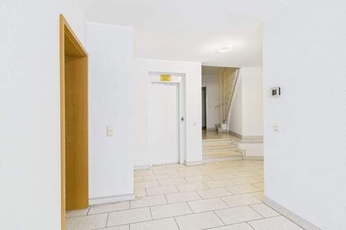 Hausflur/Aufzug - 