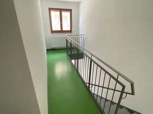 0x400 (11).webp - 