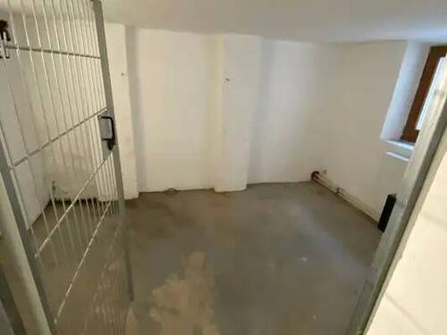 0x400 (24).webp - 