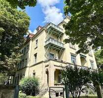 *frisch renovierte, großzügige 2-ZImmer-Wohnung mit Balkon* - Dresden Striesen-Süd