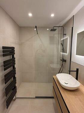 Bad - Etagenwohnung mit 98,70 m&sup2; in Memmingen zum Kaufen