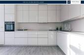 Portale - Modernisierte 2-Zimmer-Wohnung mit Balkon und Tiefgaragenstellplatz am Platz am Wilden Eber