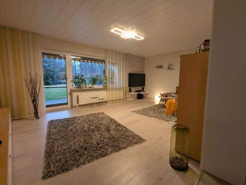 Wohnzimmer - 4 Zimmer Terrassenwohnung zum Kaufen in Filderstadt