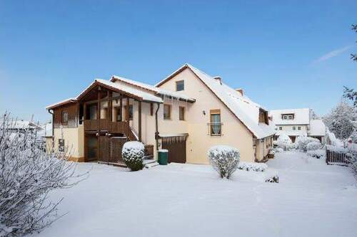 Bild1 - Neuer Preis! Zweifamilienhaus mit Garten in Seßlach