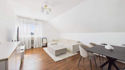 Wohnzimmer.jpg - Attraktive 2-Zimmer-Wohnung in Augsburg-Lechhausen – ab April bezugsfrei