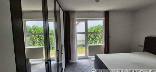 Schlafzimmer Erdgeschoss - 5 Zimmer Etagenwohnung in Aalen