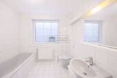 Helles Badezimmer - 