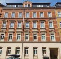 Freundliche 2-Zimmer-Wohnung in kernsaniertem Gründerzeithaus im Lutherviertel - Chemnitz Bernsdorf