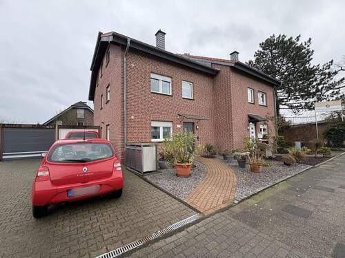 Hier ist Ihr neues Zuahuse - 3 Zimmer Etagenwohnung zum Kaufen in Moers