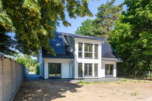 Außenansicht - 5 Zimmer Einfamilienhaus in Berlin