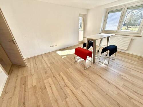 In Ihrem Wohnzimmer - 