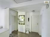 Flur obere Wohnung. - 