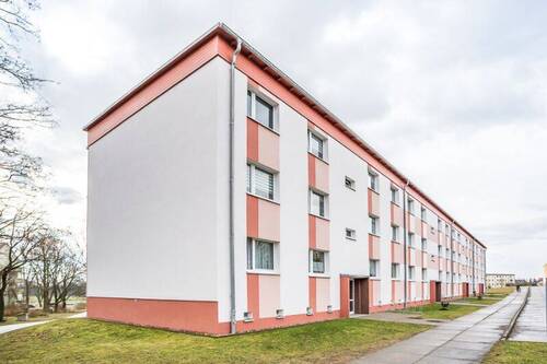 Bild 1 - Preisgünstige 1-Raum-Wohnung mit Dusche