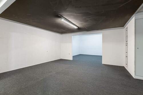 Fläche EG - Mehrfamilienhaus, Wohnhaus mit 967,00 m&sup2; in Leverkusen zum Kaufen