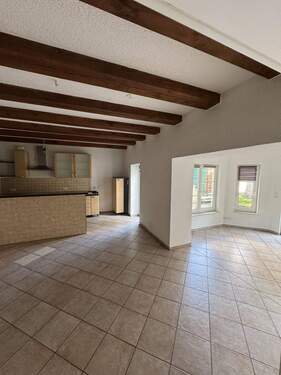 Wohnzimmer / offene Küche Esszimmer /Büro - 2 Zimmer Einfamilienhaus zum Kaufen in Magdeburg