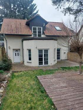 Hausansicht 1. - 2 Zimmer Einfamilienhaus in Magdeburg