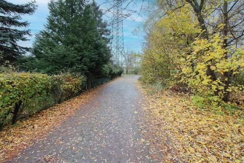 Zufahrtsstraße - Grundstück in Panketal zum Kaufen