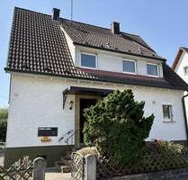 Frei stehendes 1-Familienhaus in guter Lage - Sanierung oder Neubebauung ? Sie haben die Wahl. - Sindelfingen Ost