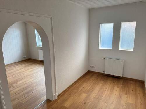 Eingangsbereich - 3 Zimmer Etagenwohnung zur Miete in Kaufungen