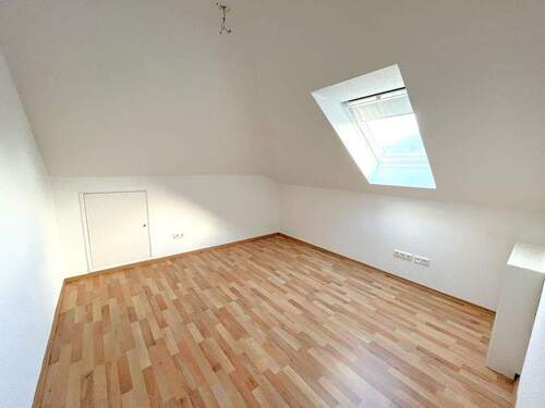 Schlafzimmer II DG - 