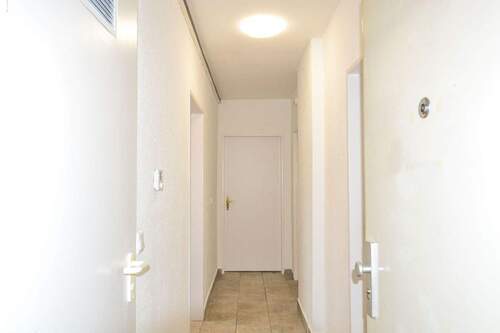 Flur - 3 Zimmer Etagenwohnung zum Kaufen in Mannheim