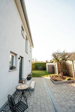 Haus_Ungelstetten_Aussen_11.jpg - 