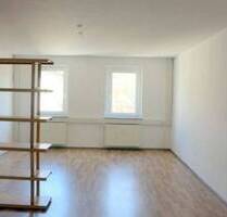 Schönes, großzügiges WG-Zimmer (3.17.1) in 4er WG in perfekter Lage - Halle (Saale) Innenstadt