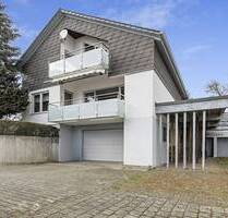 PROVISIONSFREI - Vielseitiges Haus mit zahlreichen Möglichkeiten und mehreren Garagen - Neuhausen ob eck