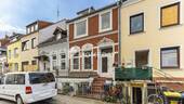 Außenansicht 2 - Zwei Einheiten, viele Möglichkeiten - Mehrfamilienhaus mit Garten und Teilvermietung