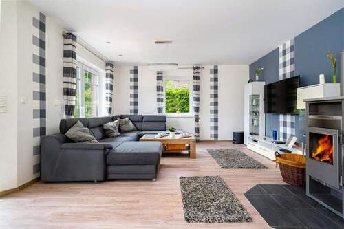 Wohnen - Einfamilienhaus mit 157,00 m² in Esens zum Kaufen