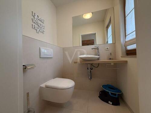Gäste-WC im Erdgeschoss - 