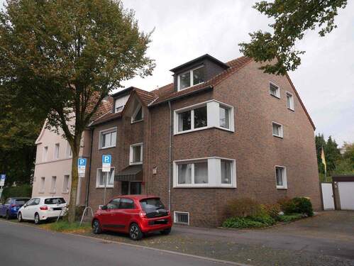 Außenansicht - Gepflegte, gemütliche 2,5 Raum-Dachgeschosswohnung mit Balkon in ruhiger Lage von Gelsenkirchen-Buer