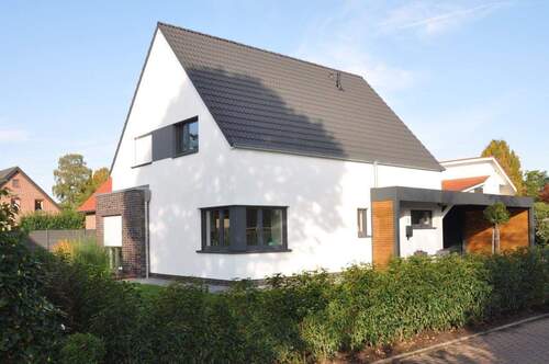 AMR Satteldach Referenz - 4 Zimmer Einfamilienhaus zum Kaufen in Apen / Augustfehn