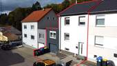 Gebäudefront - Saniertes Reihenmittelhaus in ruhiger Lage von SB-Altenkessel