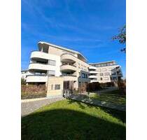 Luxuriöse 3-Zi-Whng. im 1. OG mit Balkon in FFM-Riedberg, mit Möbel-Übernahme, ohne Makler! - Frankfurt Kalbach-Riedberg