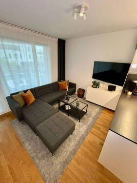 Wohnzimmer - Etagenwohnung mit 79,40 m² in Frankfurt zum Kaufen
